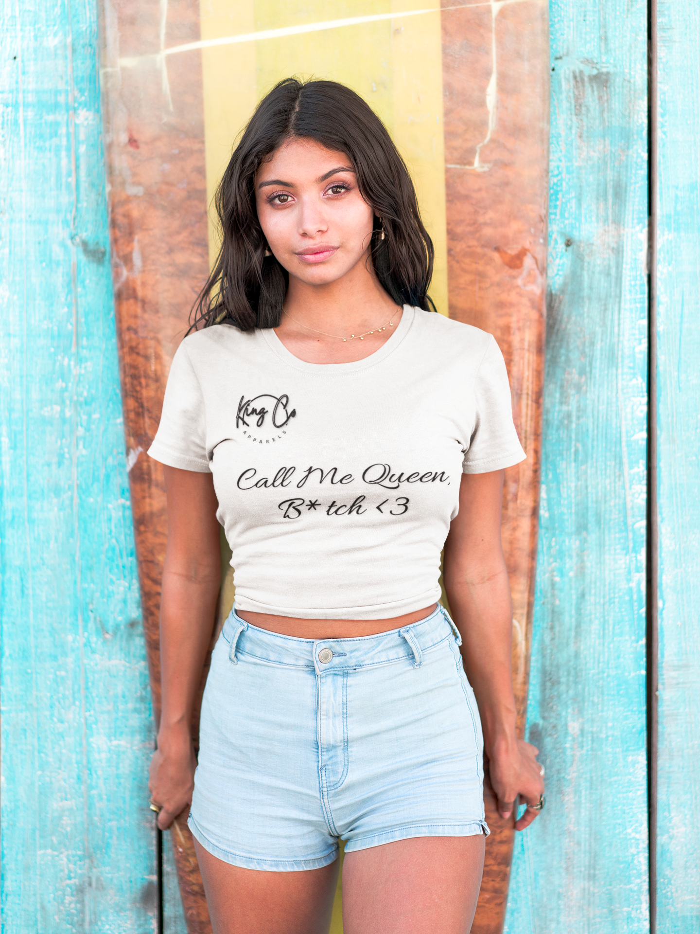 "Call Me Queen, B*tch <3" Women's Crop Top Tee™